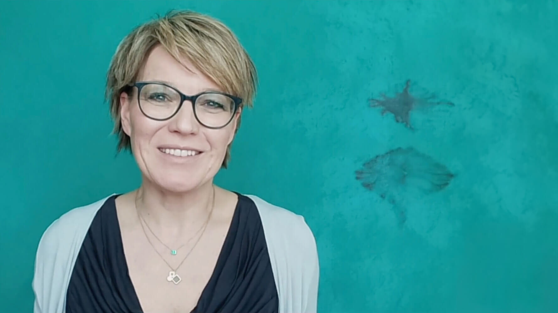 Thumbnail Referenzvideo Andrea Ballschuh