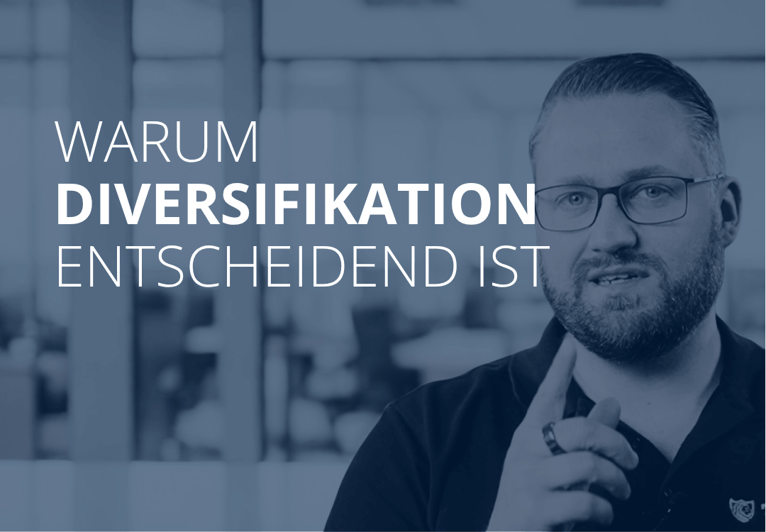 Sven Stopka neben Schriftzug „Warum Diversifikation entscheidend ist“ zum Thema Diversifikation