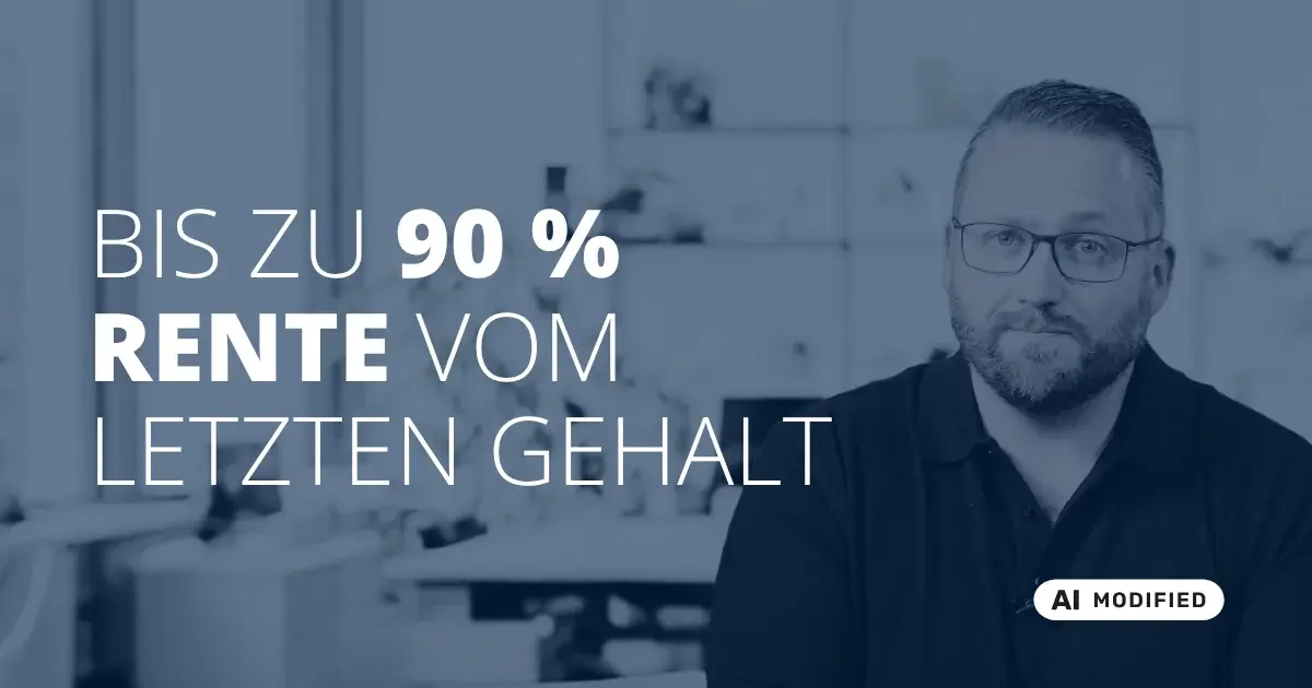Sven Stopka neben Schriftzug „Bis zu 90 % Rente vom letzten Gehalt“ zum Thema Betriebliche Altersvorsorge